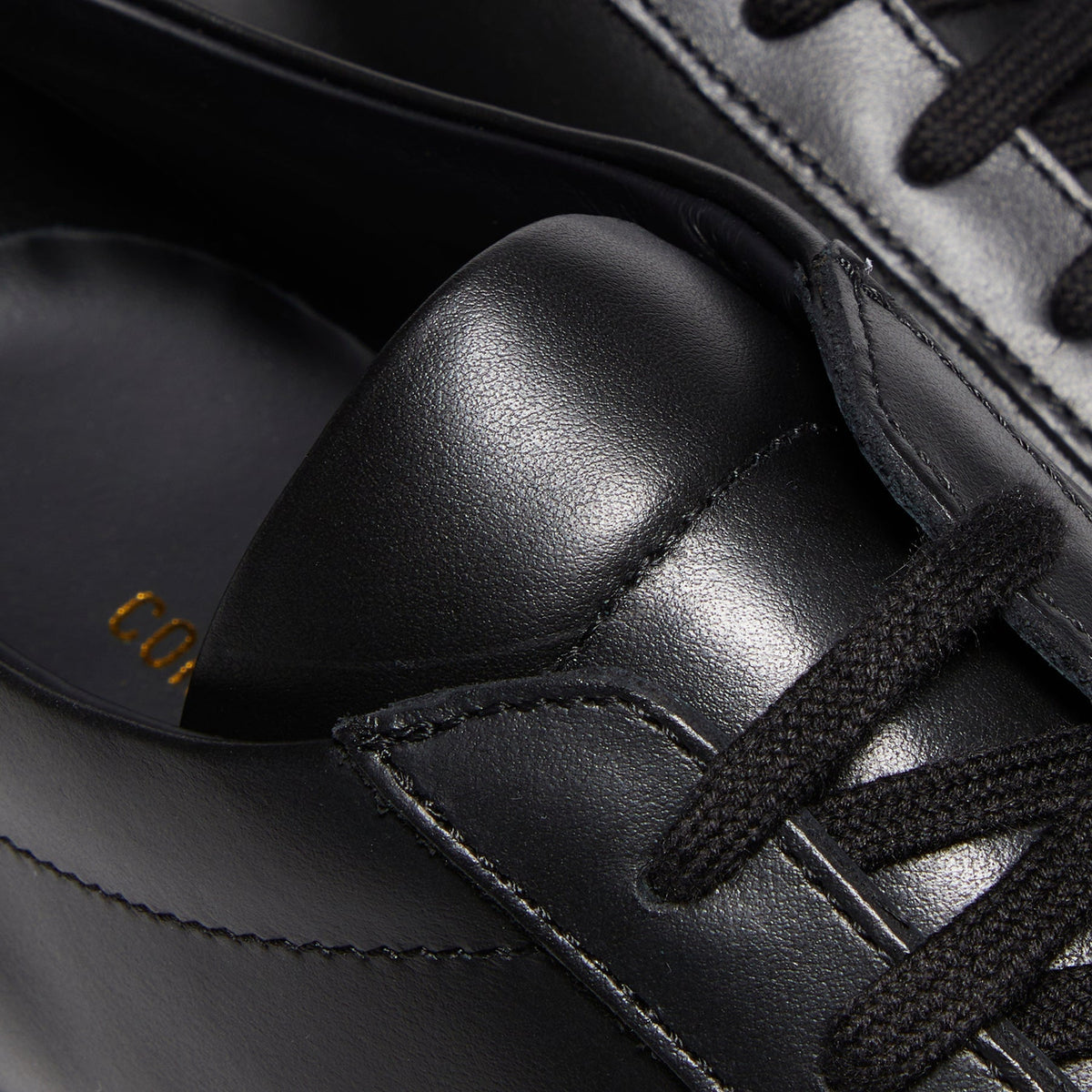 common-projects-original-achilles-low-1528-7547-black  Footwear