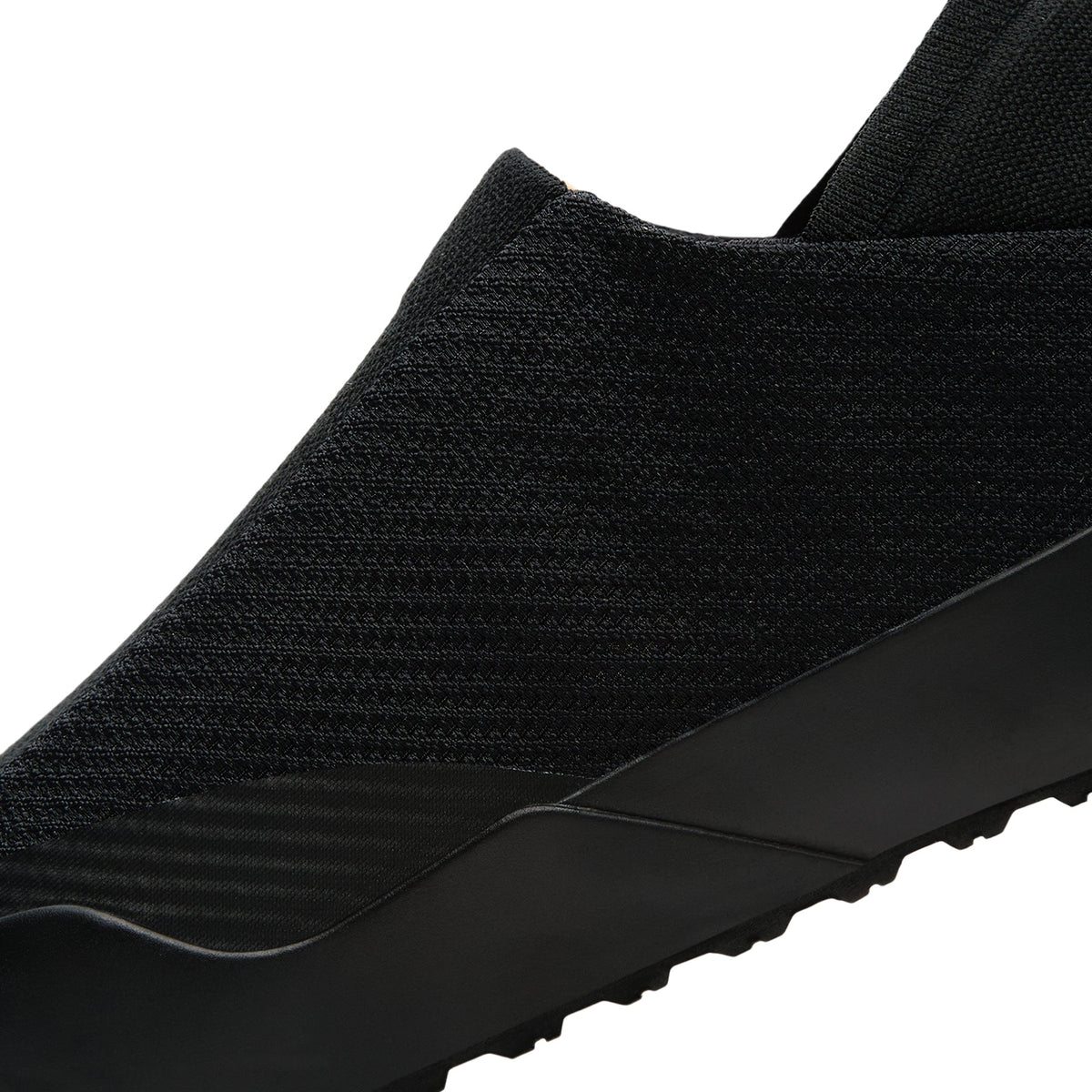 arcteryx-kragg-men-black-black  Footwear