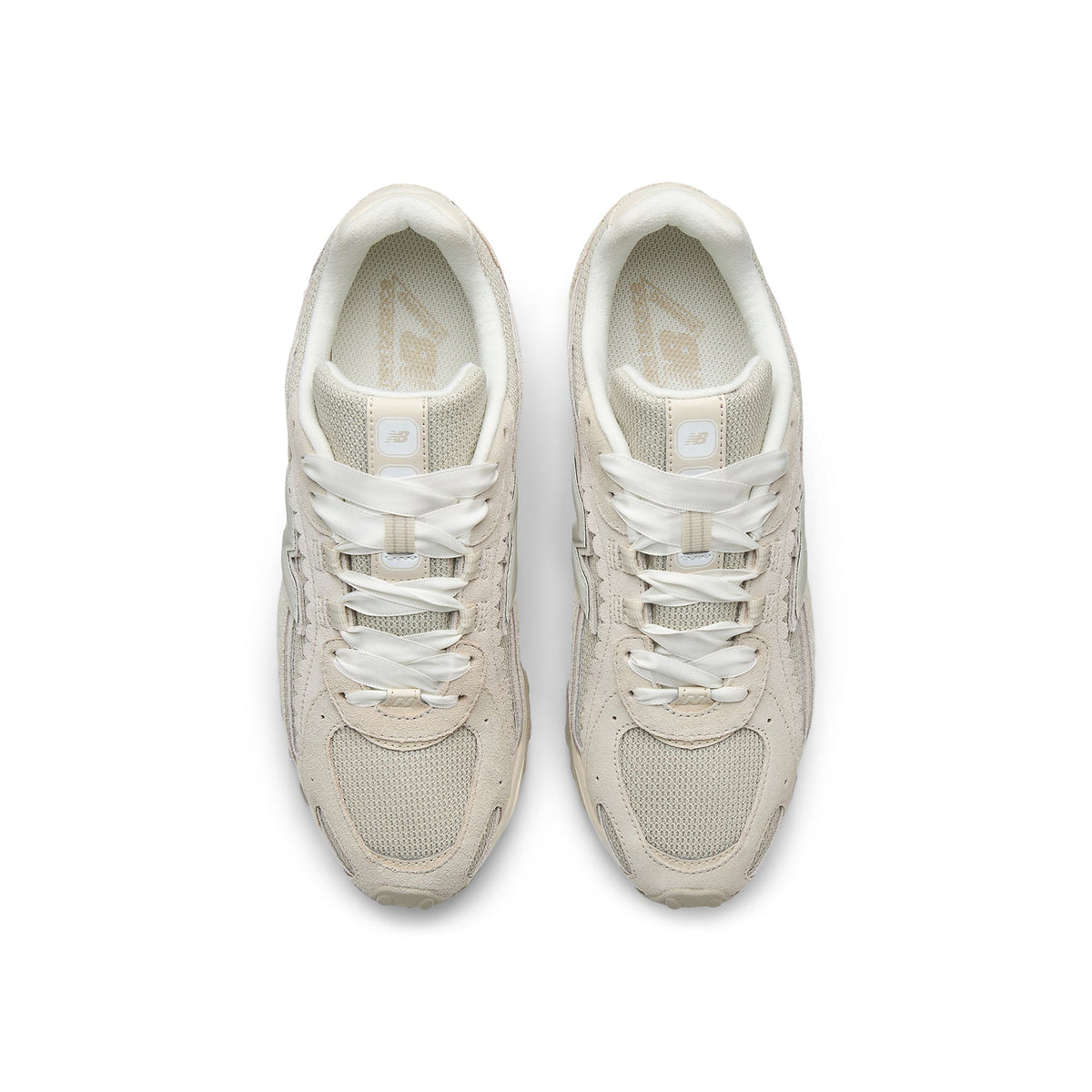 new-balance-204l-white  Footwear